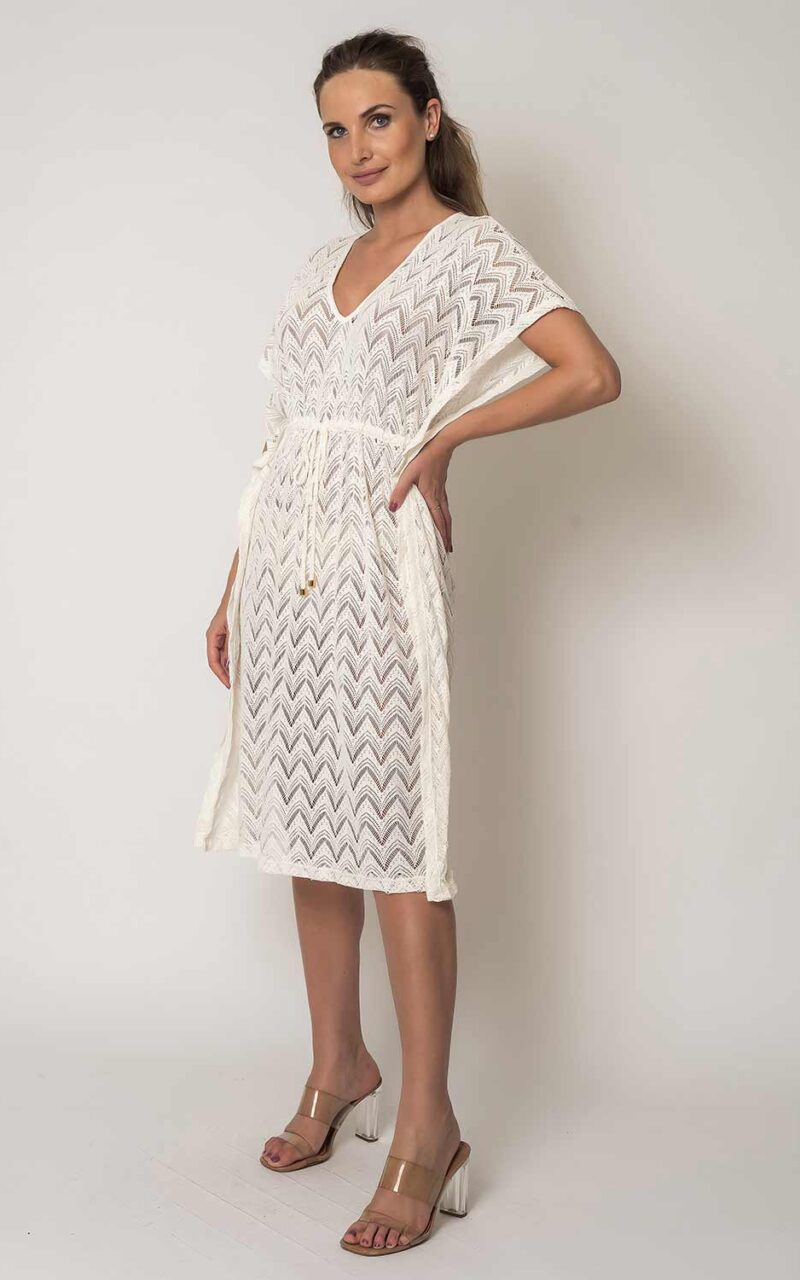saida_canaleta_off_white_lado